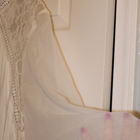 NWT - 26/28 Lane Bryant White Sheer Sleeve Blouse - Picture 4 of 7